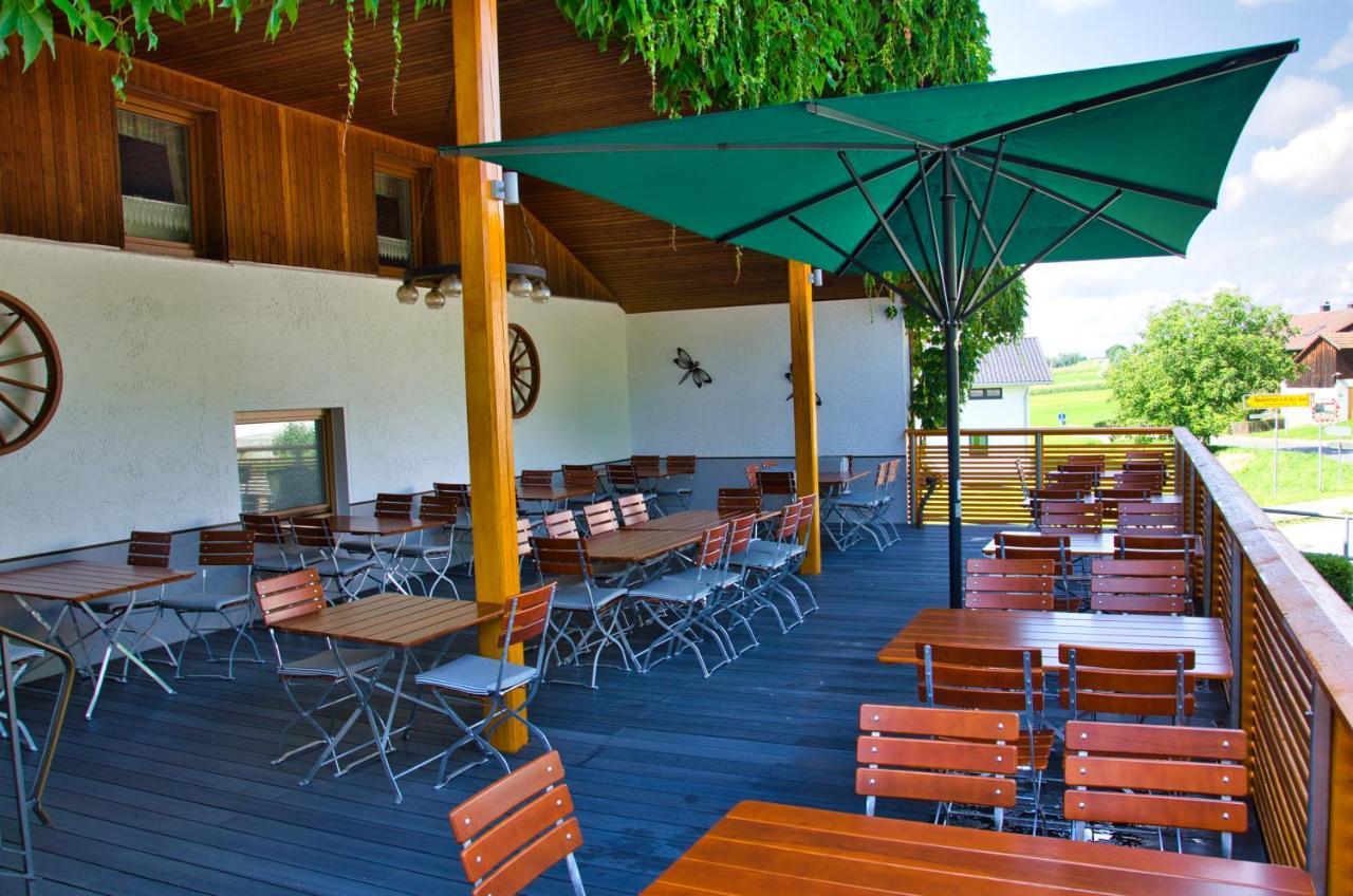 Hotel Gasthof Altmann Eschlkam Exterior photo