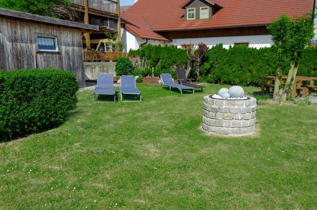 Hotel Gasthof Altmann Eschlkam Exterior photo